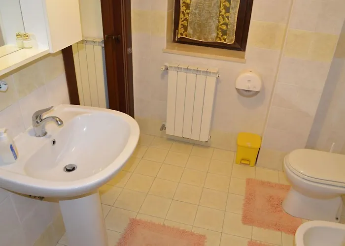 Il Lapillo Oda ve Kahvaltı 3*